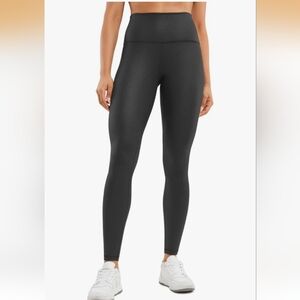 CRZ YOGA Matte Faux Leather Leggings 28" - Butterluxe High Waisted Sz M Black